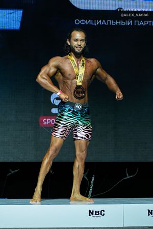 MAN'S ATHLETIC 174